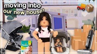  MOVING INTO OUR NEW HOUSE! | Roblox Berry Avenue Roleplay