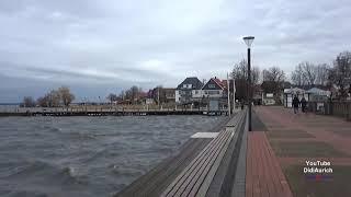 Die Promenade am Steinhuder Meer am Südufer in Wunstorf,  Strandterrassen, Steinhude Wunstorf