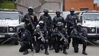 Top 10 Countries With the BEST POLICE Force in the World