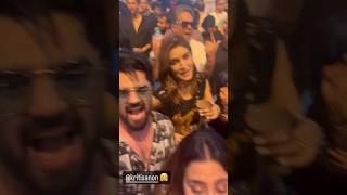 #kritisanon #nupursanon groove at #diljitdosanjh #concert #manieshpaul #shorts #mumbai #varundhawan