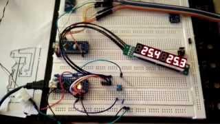 Arduino, MAX7219 and DS18B20 temp sensors