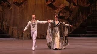 Tchaikovsky - Swan Lake (Bolshoi Ballet)