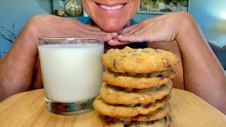 ASMR Cookies  & Milk 