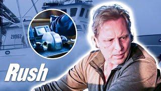 Sig Hansen Loses Steering With Typhoon Brewing! | Deadliest Catch