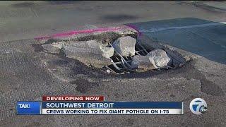 Giant pothole on I-75