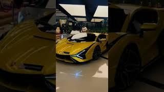 Golden Lamborghini Sian 