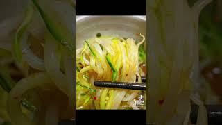 #beansprouts and #cucumber