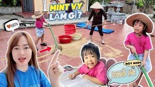 Một Ngày Nghỉ Hè Của Mint Vy: Vừa Học Bài, Vừa Giúp Bà Chạy Thóc Trong Mưa