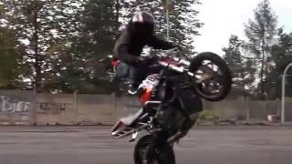 trucos en moto