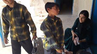 From Fatima's hands to Heshmatullah's heart; a story with the smell of hot bread