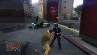 Grand Theft Auto V , I ALWAYS GET JUMPED !!