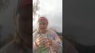 the neighbor kid syarted twerking