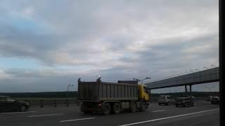 Заход самолёта на посадку во Внуково