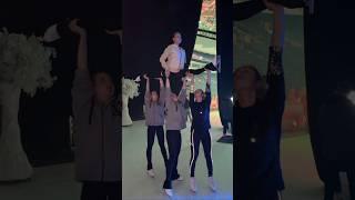 Как Анна Щербакова осваивала поддержку в шпагате 