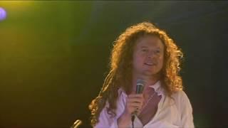 Simply Red - Something Got Me Started (Live at Montreux Jazz Festival 1992)