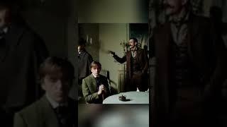 За кого меня принимают в этой гостинице? Собака Баскервилей, 1с / Sherlock Holmes #shorts