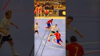 Marvellous dribbling on the last #futsal #sfl #futsalplayer #futsalskills #highlights #shorts