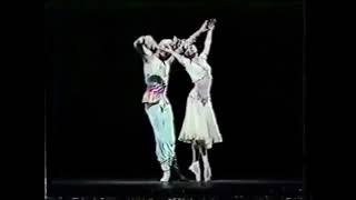 La Bayadere Act I with Natalia Makarova, Anthony Dowell and Cynthia Harvey