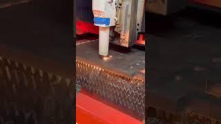 Резка стали толщиной 30мм на лазере 30 кВт / ГК МТР ОСА/Завод МТР #laser #cnc #steel #plasma