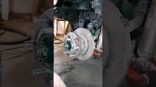 IVECO 88-96 change wheel bearings