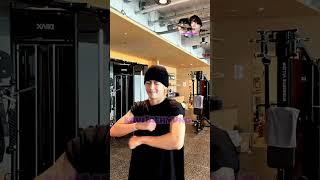 [ENG SUB] TAEHYUNG WEVERSE LIVE ~ TAEHYUNG WORKOUT at GYM