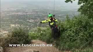 Viterbo - Escursionisti si feriscono sul monte Palanzana, straordinario intervento dell'elicottero