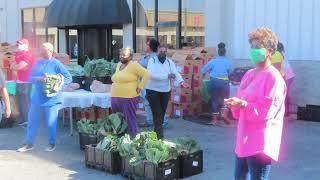 Thanksgiving food giveaway