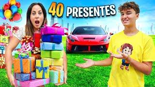 Surpreendendo nossa mãe com 40 PRESENTES em seu aniversário de 40 anos!