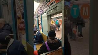 MTA NYC Subway: R1-R9 Arnines Holiday Train at 96th Street 2nd Avenue #mta #shorts