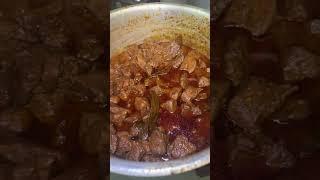 MIAH’S  LIFE IN THE UK   is live cooking MUTTON