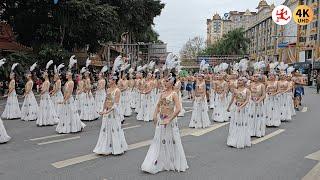 42.Xishuangbanna Water Splashing Festival: Grand Ethnic Costume Parade!