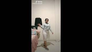 TikTok Seksi Montok ID : Oktarina05 Part2