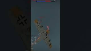 [Snaproll] War Thunder - Fw 190 F-8 vs XP-50 #shorts