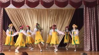 танец на 8 марта