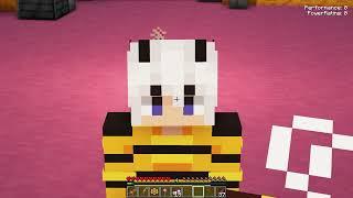 Playing Minecraft as the BEE KING!