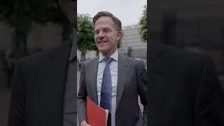 De koning rijdt niet elke dag in een Glazen Koets  #rutte #koning #prinsjesdag