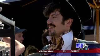 Local extras in 'Tankhouse' share Fargo movie set with big names