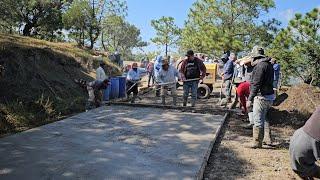 Así trabajan Los Pueblos Originarios de Oaxaca para la pavimentación de sus caminos