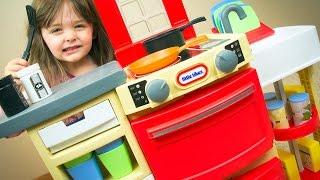 Little Tikes Cook 'n Store Kitchen Toy | Cooking Shopkins | Kinder Playtime