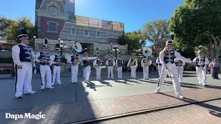 Disneyland Band | Holidays at the Disneyland Resort 2024 4K