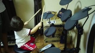 Alex Prin braun plays around with the electronic drum (15 months old)