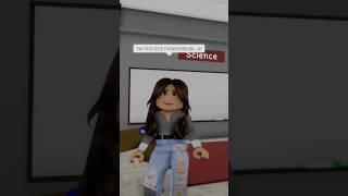 Я как сказала в school приходить, а !? #роблокс #ютуб #roblox #ялюблювас #тренды #вытоп