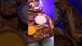 Best Fish Thali Restaurant Goa | Chonak Fish | Kingfish | Crab | Pomfret | Squid #foodcrawl #seafood