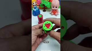 Which One Will Fit, Red or Green? 