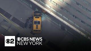 Cab crashes into Duane Reade in Midtown