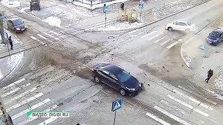 В Бийске произошло 2 ДТП по одному сценарию и на том же месте (13.11.18г., Бийское телевидение)