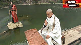 The Monk Returns After 20 Years, Chants in the River, and Defeats the Top Assassin