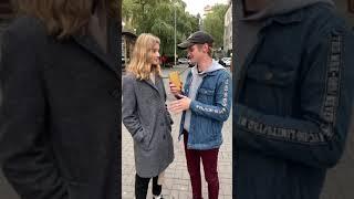 TikTok: KISS OR SLAP-ПОЦЕЛУЙ ИЛИ ПОЩЁЧИНА? (KISSING PRANK-TRENDS 2022)