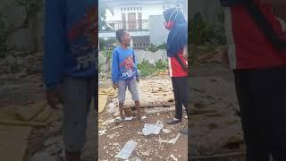Aksi anak yg melawan orang tuanya