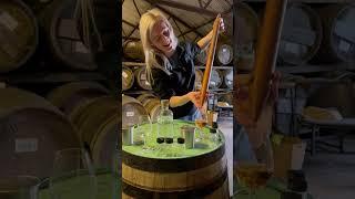 Дегустация на складе прямо из бочки. Bruichladdich distillery. #виски #вискитур